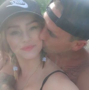 Meet your Posher, Jeanine